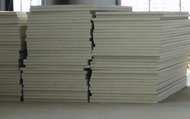 【聚氨酯保溫板】"阻擋低溫，抵御嚴寒"